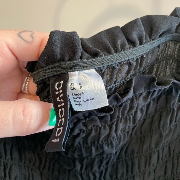 H&M Top - Picture 4 of 4